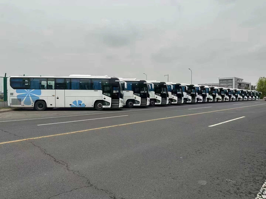 Used Luxury Bus White Color 50 Seats Leaf Spring 2018 Year Middle Door Rare Engine 2nd Hand Yutong Bus ZK6119