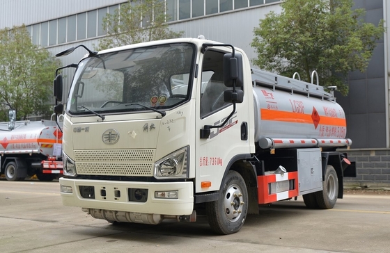 Small 5 Cubic Used Oil Tanker 4*2 Jiefang Fuel Tanker Truck Double Rear Tires
