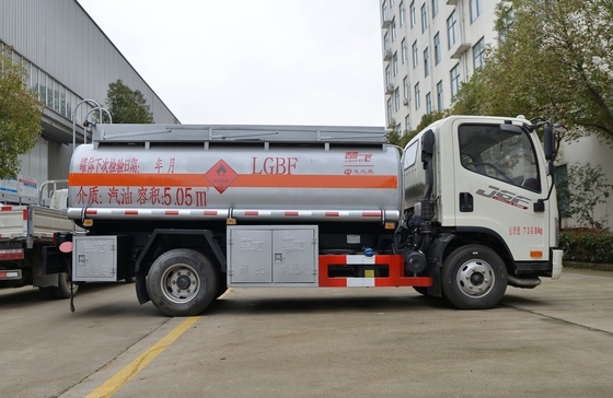 Small 5 Cubic Used Oil Tanker 4*2 Jiefang Fuel Tanker Truck Double Rear Tires
