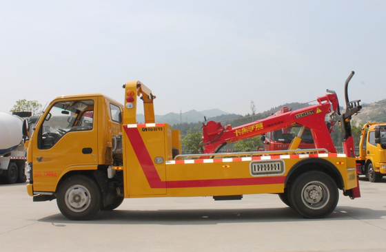 Tow Truck Wrecker Used Isuzu 600P Model 4*2 Drive Mode 130hp Loading 3 Tons Single Cab​