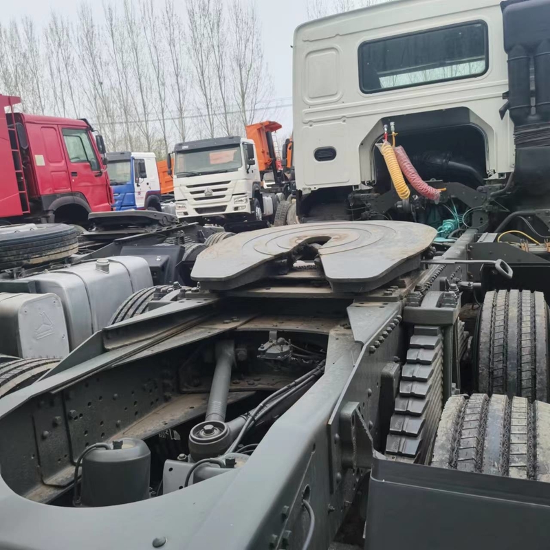 Heavy Duty  10 Wheels Second Hand  Sinotruck Howo Used Tractor Truck With Weichai Engine