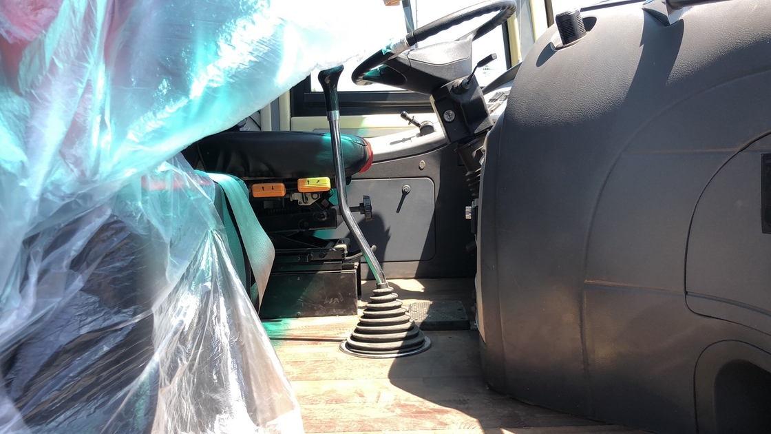 Raer Engine Rhd Used Yutong Buses ZK6107H Coach Two Doors Luxury Vehicle 47seats