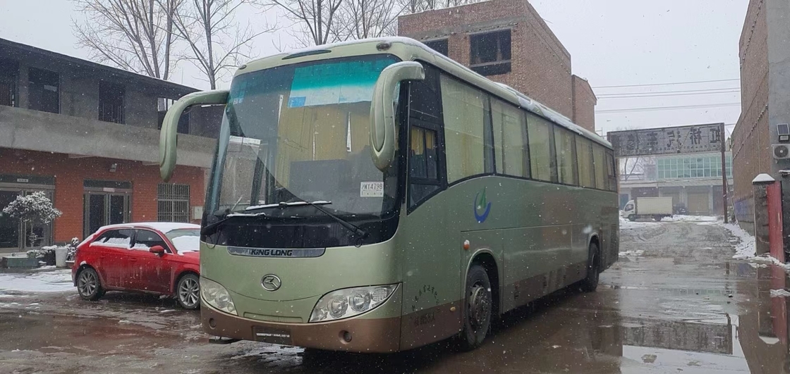 55 Seats Used Coach Bus Second Hand Kinglong XMQ6129 With Diesel Engine LHD Steering