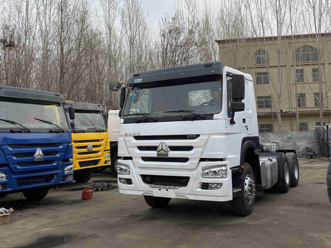 HOWO Used Tractor Truck 6*4 Left Hand Drive 375 / 371hp 2019-2020