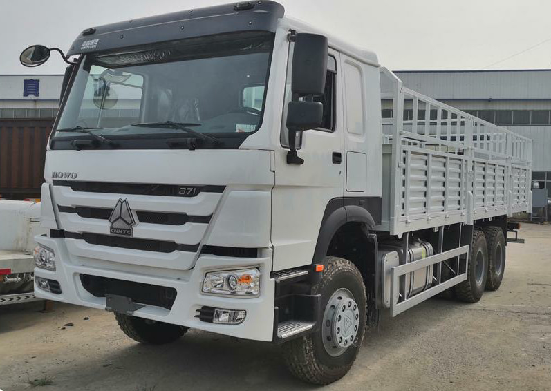 2 Vans Cargo Truck Euro Ii Howo Powerful Cargo Truck 420hp Double Fence Trailers Truck