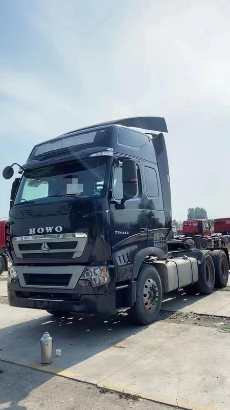 Used Sinotruck 6*4 10 Wheel 440 Horse Power Tractor Howo T7 Head Diesel Engine Trailer Head