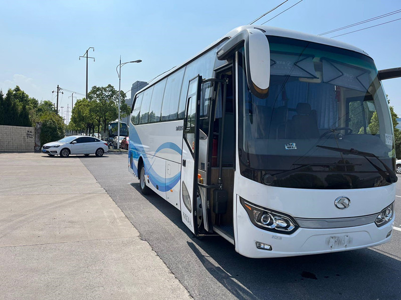 34 Seats 2018 Year Used Coach Bus Kinglong XMQ6802 LHD Steering For Transportation