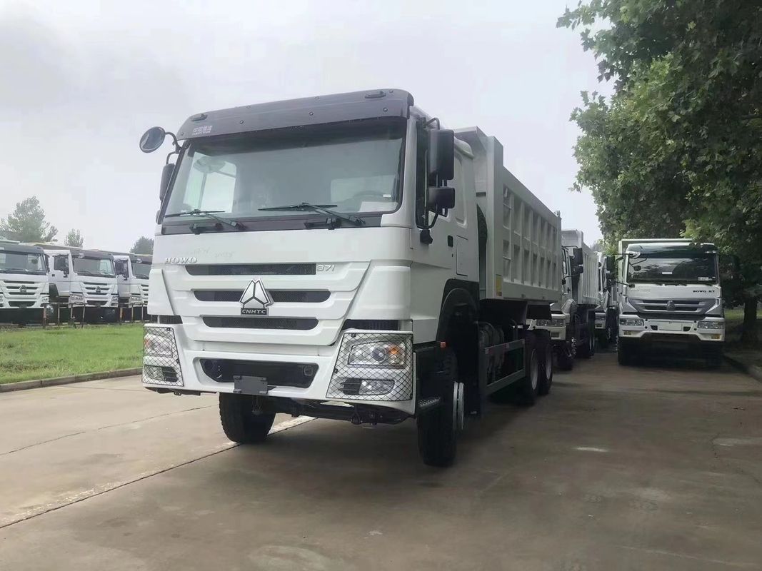 371/375hp Used Dump Tipper Truck Left Steering In Stock Euro II WD615.47 Engine