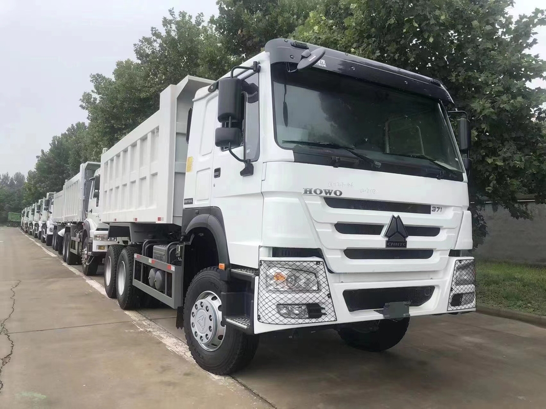 371/375hp Used Dump Tipper Truck Left Steering In Stock Euro II WD615.47 Engine