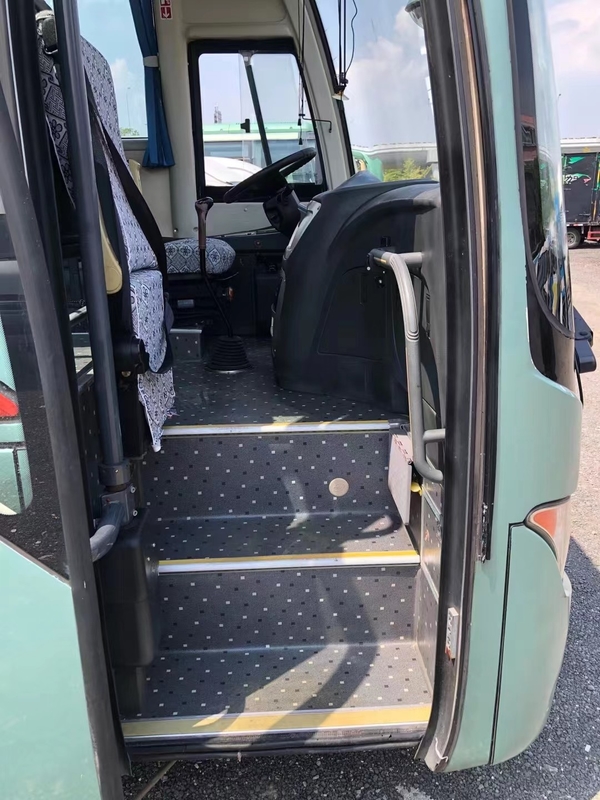 35 Seats Used Kinglong XMQ6802 Bus LHD Steering For Transportation In Good Condition