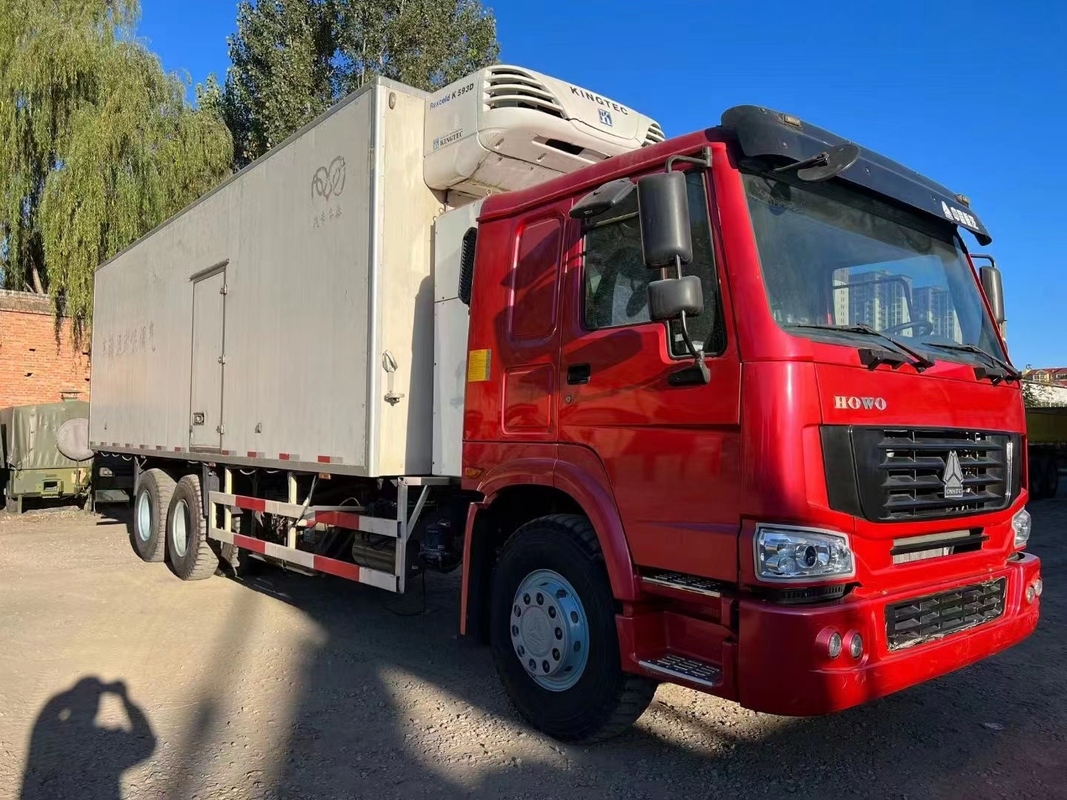 HOWO 10 Wheels 6*4 Used Refrigerator Truck Freezer Refrigerated Container Truck For Sale