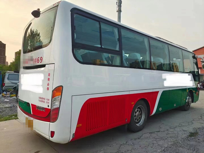 2015 Year 37 Seater Used Yutong Bus ZK6888 Coach Bus Diesel Engines For Transport