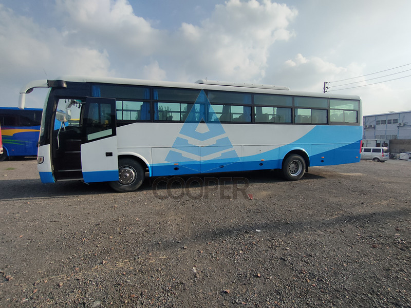 2014 Year 53 Seater Yutong Used Bus ZK6112D RHD Steering New Seat Air Conditioner