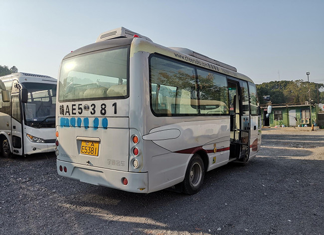 6 Seats Second Hand Yutong Bus Mini City Travelling Diesel Engine Right Hand Rive 132KW