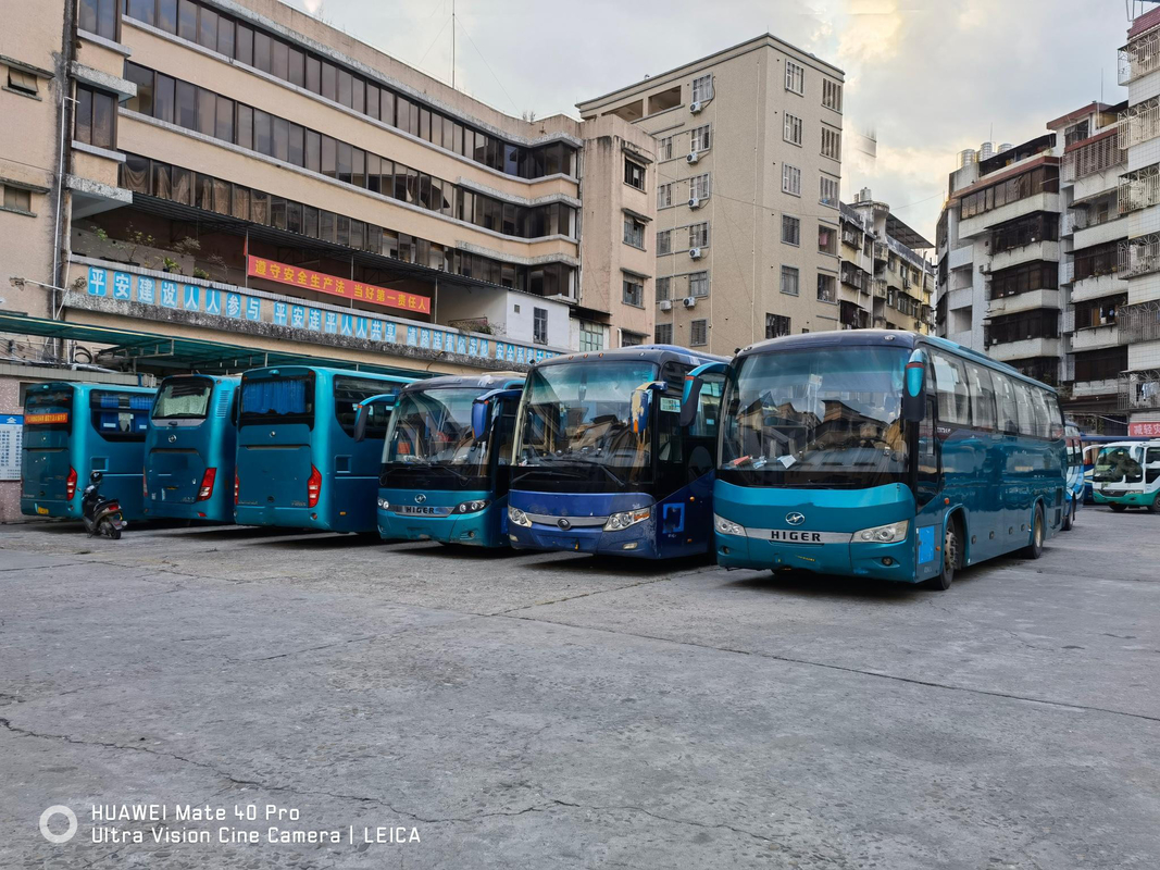 Used Passenger Bus Diesel Engine Bus 47 Seats Second Hand Kinglong Bus For Sale