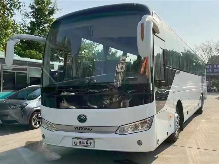 Used Transit Bus Yutong 55seater Used RV Bus ZK6125 Double Doors Air Bag Suspension