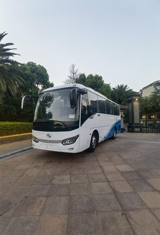 Luxury Coach Bus 40 Seats Kinglong Rhd Lhd Euro 3 Diesel Passenger Inner City Bus For Sale