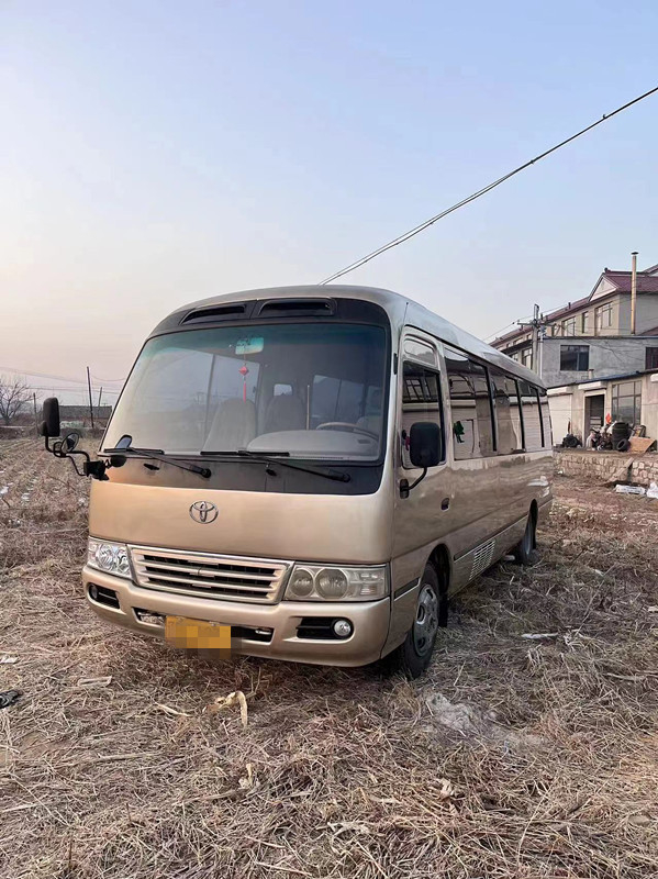 Used Toyota Coaster Bus 30 Gasoline Fuel Mini Bus 3RZ Front Engine 2nd Hand Mini Bus