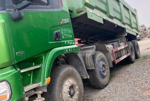 Used Commercial Trucks 8×4 430hp Weichai Engine Second Hand SHACMAN D'LONG X3000 Dump Truck