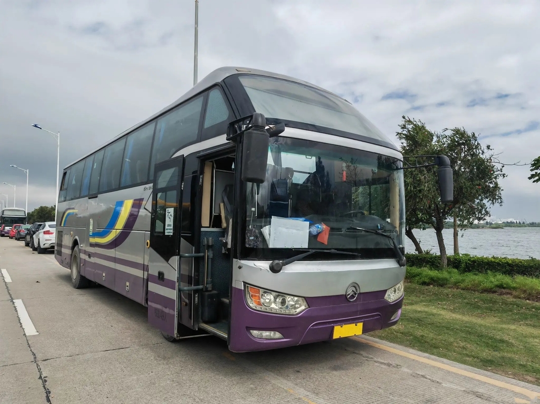 Diesel Engine Bus Middle Door 49 Seats Air Conditioner Yuchai Engine 11 Meters Used Golden Dragon XML6112