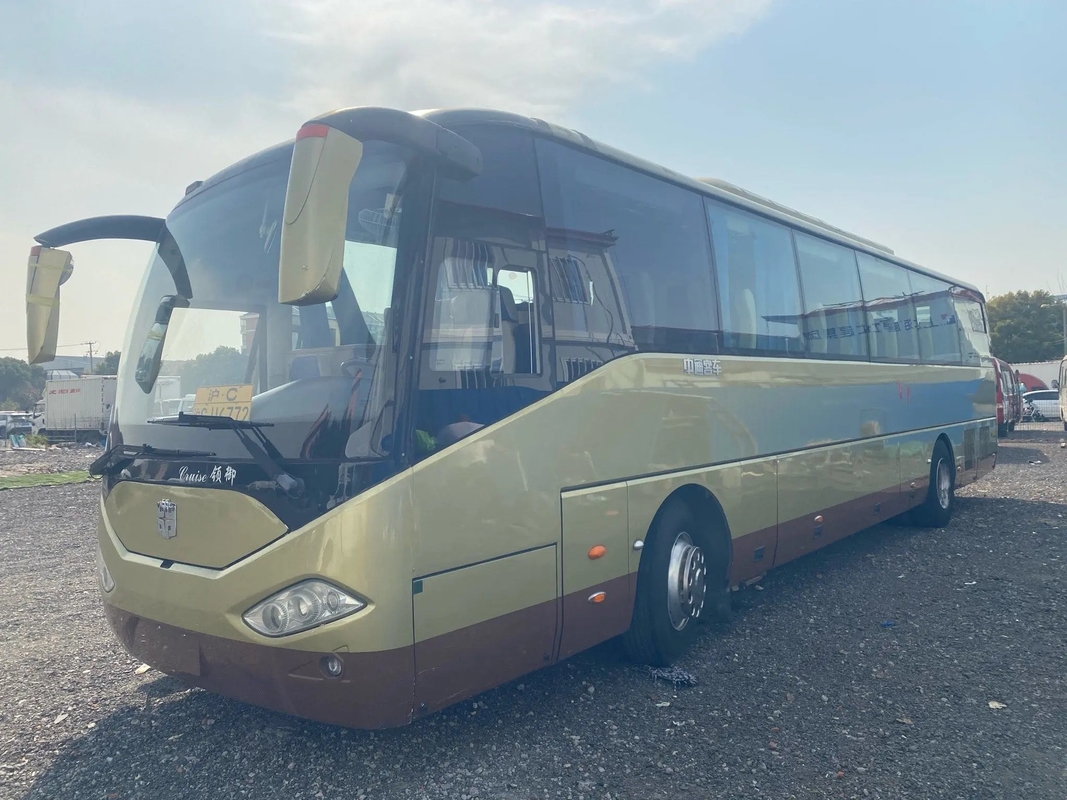 Coach Second Hand 55 Seats 330hp Wechai Engine Double Doors Sealing Window Used Zhongtoong Bus LCK6120