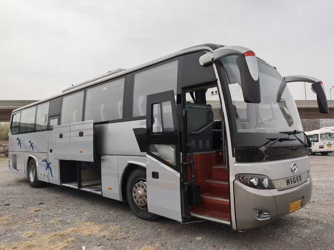 Used Tour Bus 54 Seats 12 Meters Yuchai 6 Cylinders Engine Double Doors Silver Color 2nd Hand Higer KLQ6125