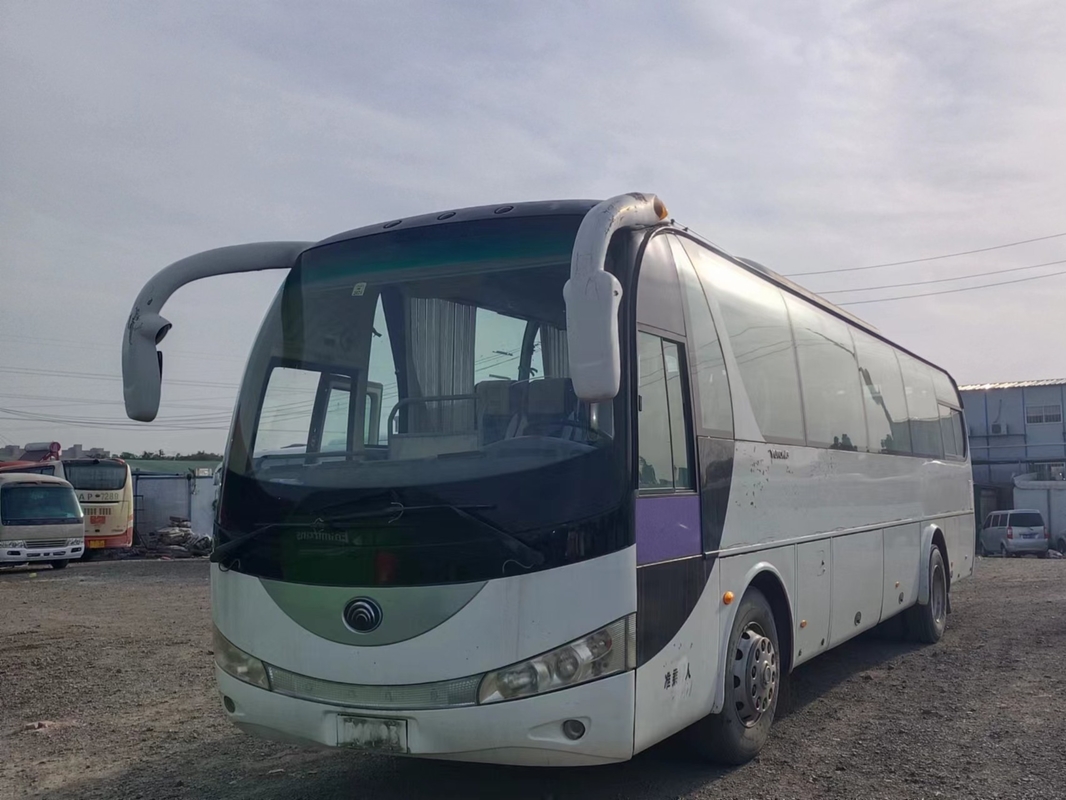 2nd Hand Coach 47 Seats Sealing Window Air Conditioner EURO III Yuchai Engine 10.5 Meters Young Tong ZK6100