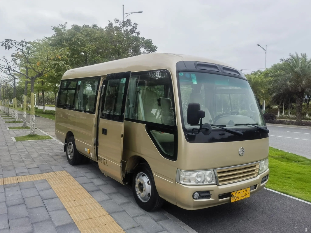 Second Hand Coaster 6 Meters Front Engine 19 Seats Used Golden Dragon Minibus XML6601 External Swinging Door