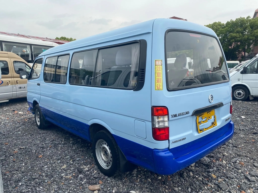 Used 12 Seater Minibus White And Blue Color 11 Seats Golden Dragon Hiace XML6532 Gasoline Engine LHD