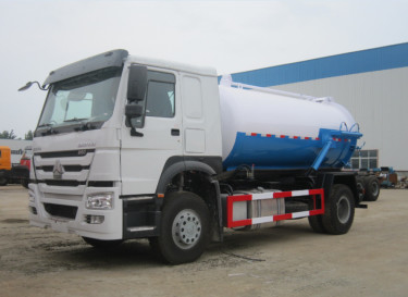 Used Waste Water Trucks 10m³ Tanker Capacity 4×2 Drive Mode 11 Tons Brand New Sewage Suction Truck