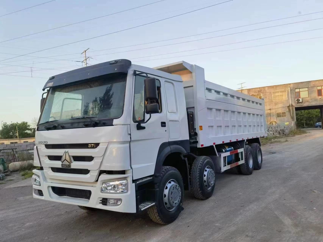 Used Fuel Trucks White Color Left Hand Drive 8×4 Drive Mode 371 Horsepower Used HOWO Dump Truck