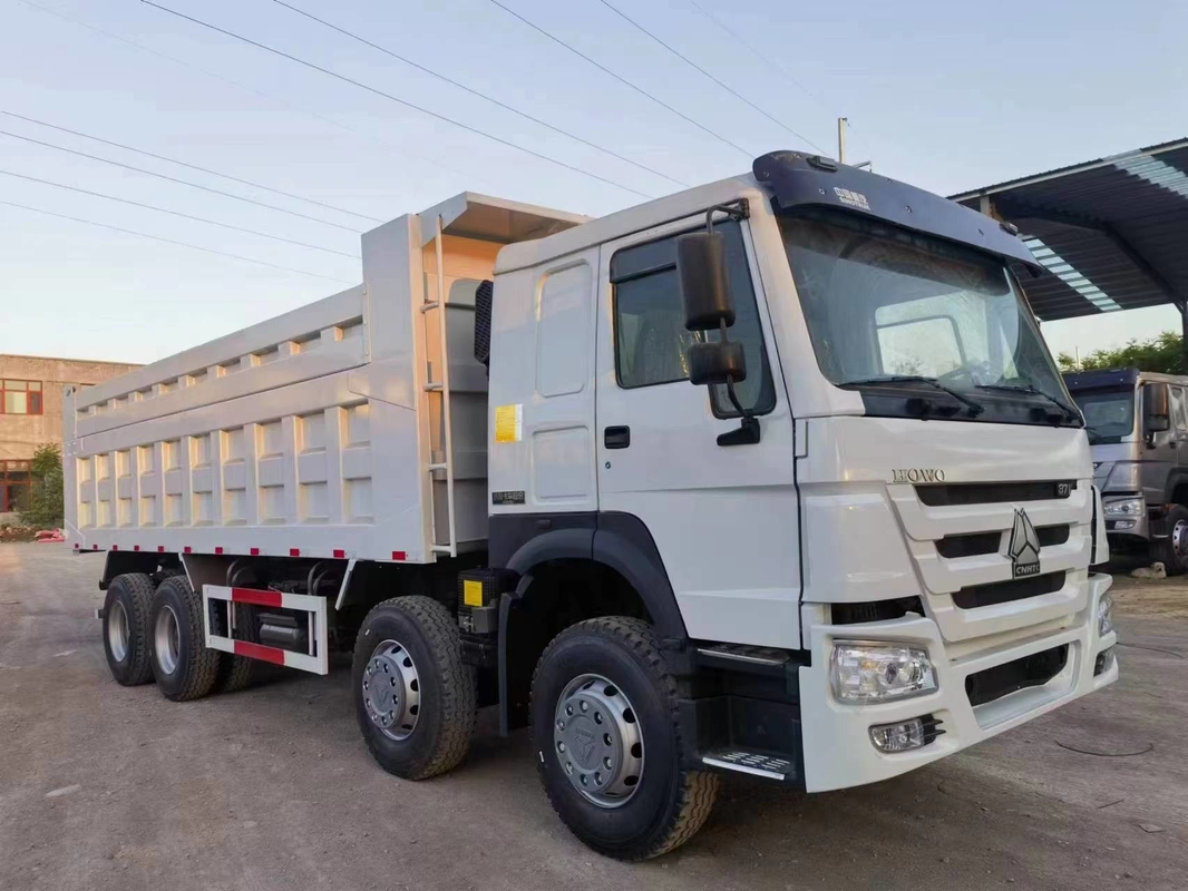 Used Fuel Trucks White Color Left Hand Drive 8×4 Drive Mode 371 Horsepower Used HOWO Dump Truck