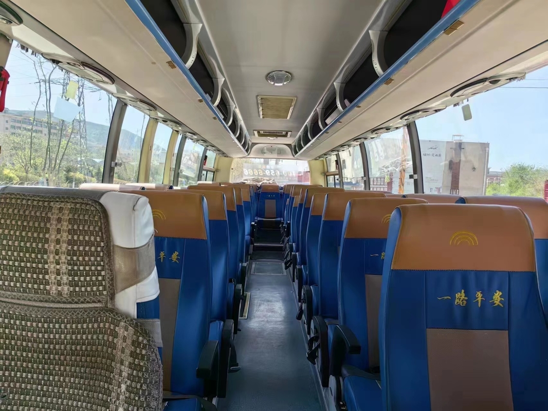 Second Hand Bus 47 Seats Double Doors Sealing Window Air Conditioner Golden Color Used Yutong Bus ZK6107