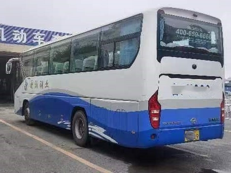 Used Luxury Buses 47 Seats 2 Passenger Doors 11 Meters Long Rare Engine A/C 2nd Hand Young Tong Bus ZK6117