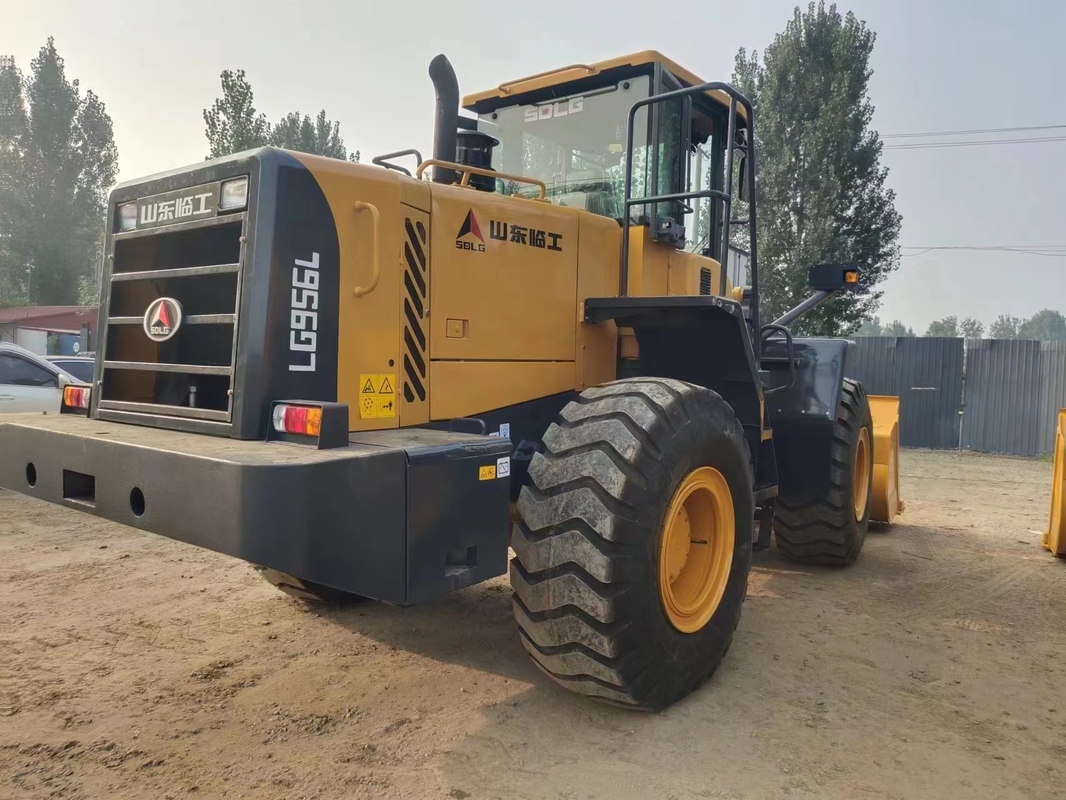 Used Diesel Trucks Rated Loading Weight 5-6 Tons Second Hand SDLG Wheel Loaders Bucket Capacity 3 M³