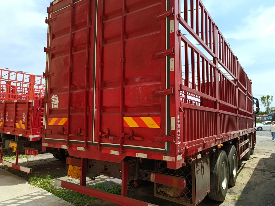 2nd Hand Lorry 12 Meters Long Diesel Engine 8×4 Drive Mode Left Hand Drive 2020 Year Foton Fence Truck