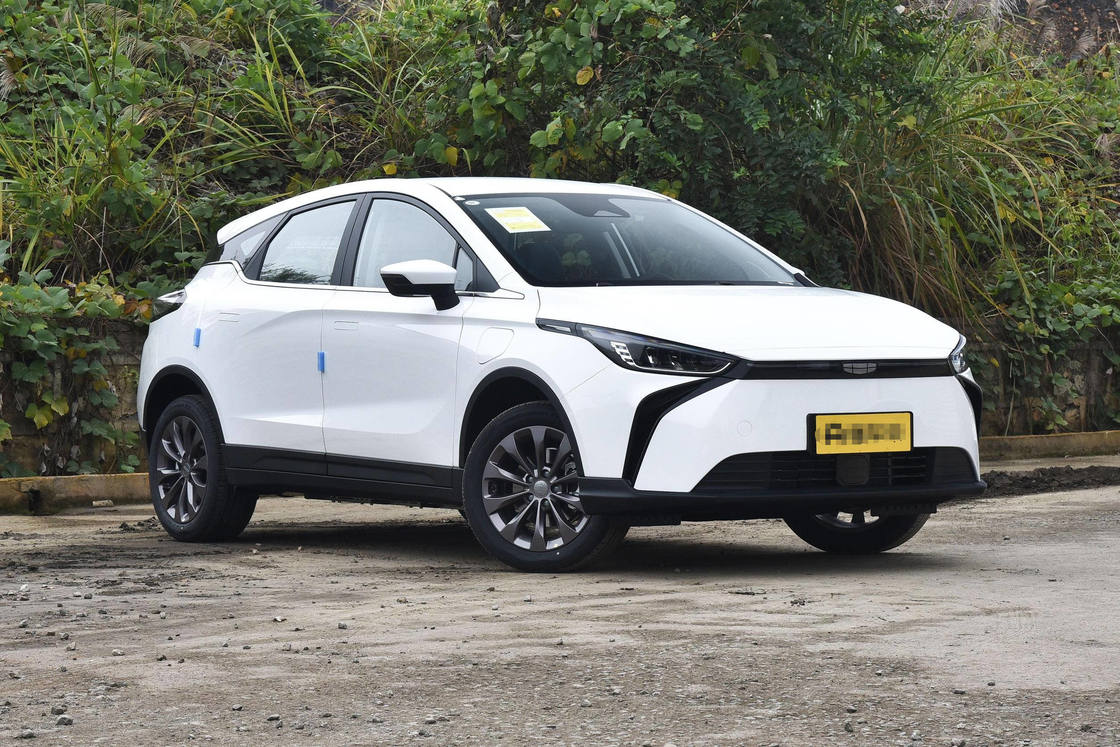 New Electric Cars Geely Atlas M6 Model 5 Seats 450km Long Distance Battery Life
