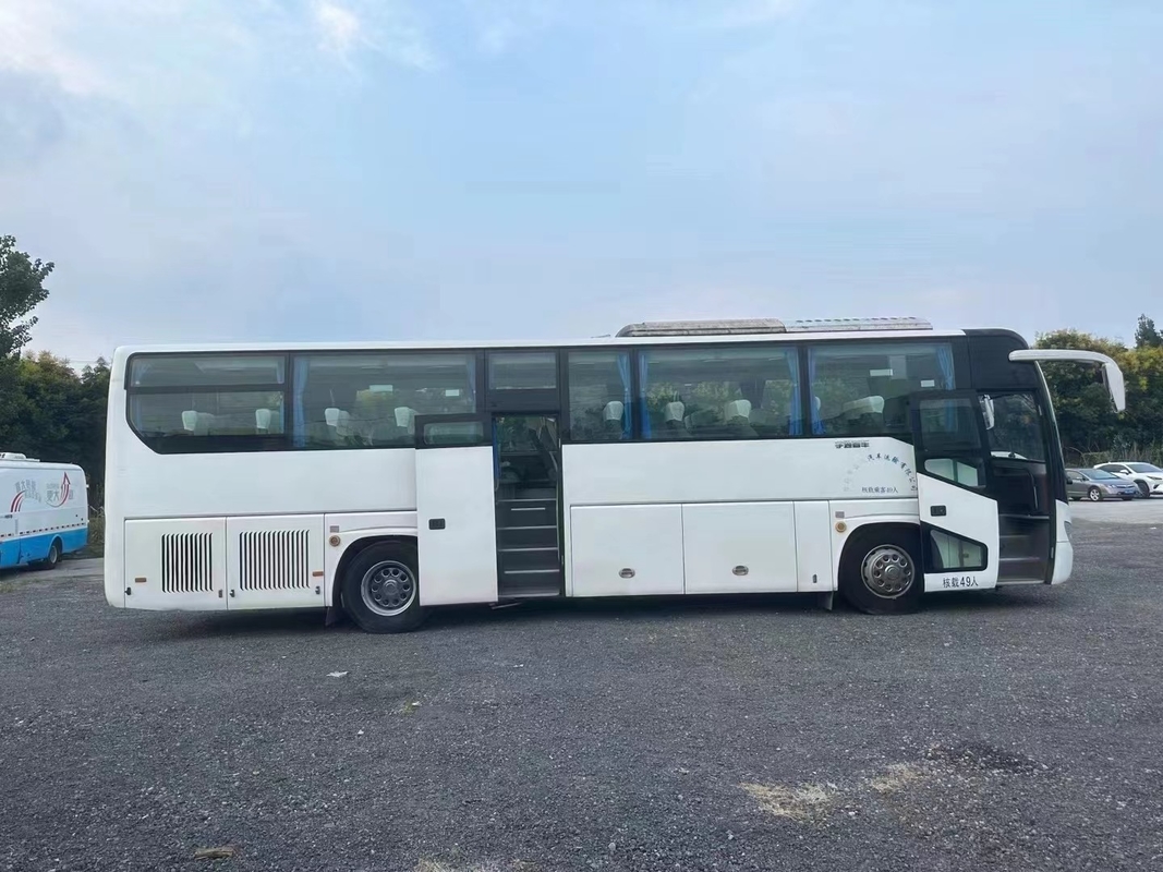 Second Hand Bus 2015 Year Double Passenger Door 49 Seats Good Air Conditioner