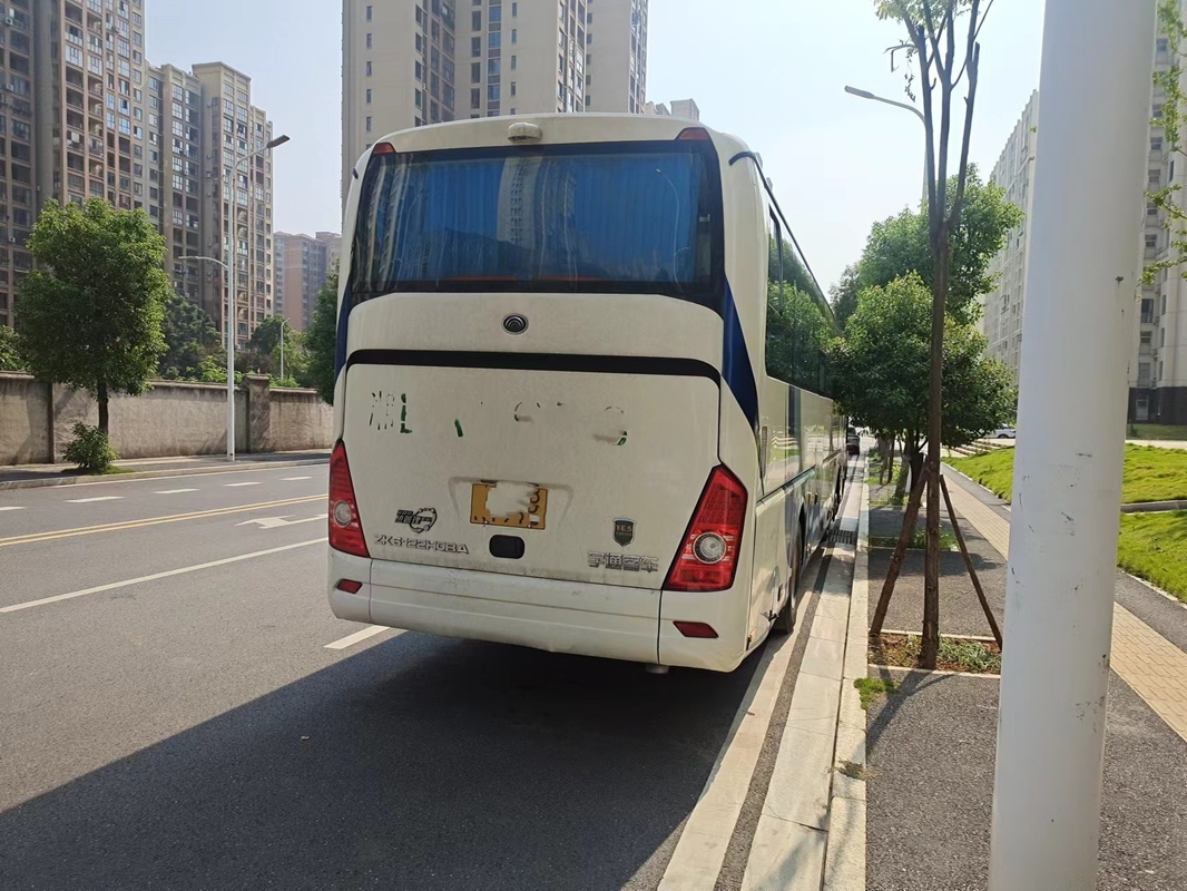 Second Hand Coach Leaf Spring 55 Seats Weichai Engine 2013 Year LHD/RHD Two Door