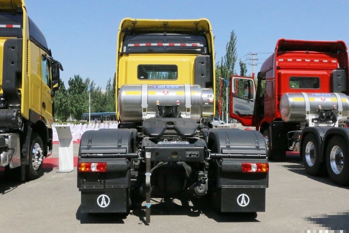 LNG Weichai Engine 460hp Used Transport Trucks Beiben Tractor Horse 6x4 EURO 6