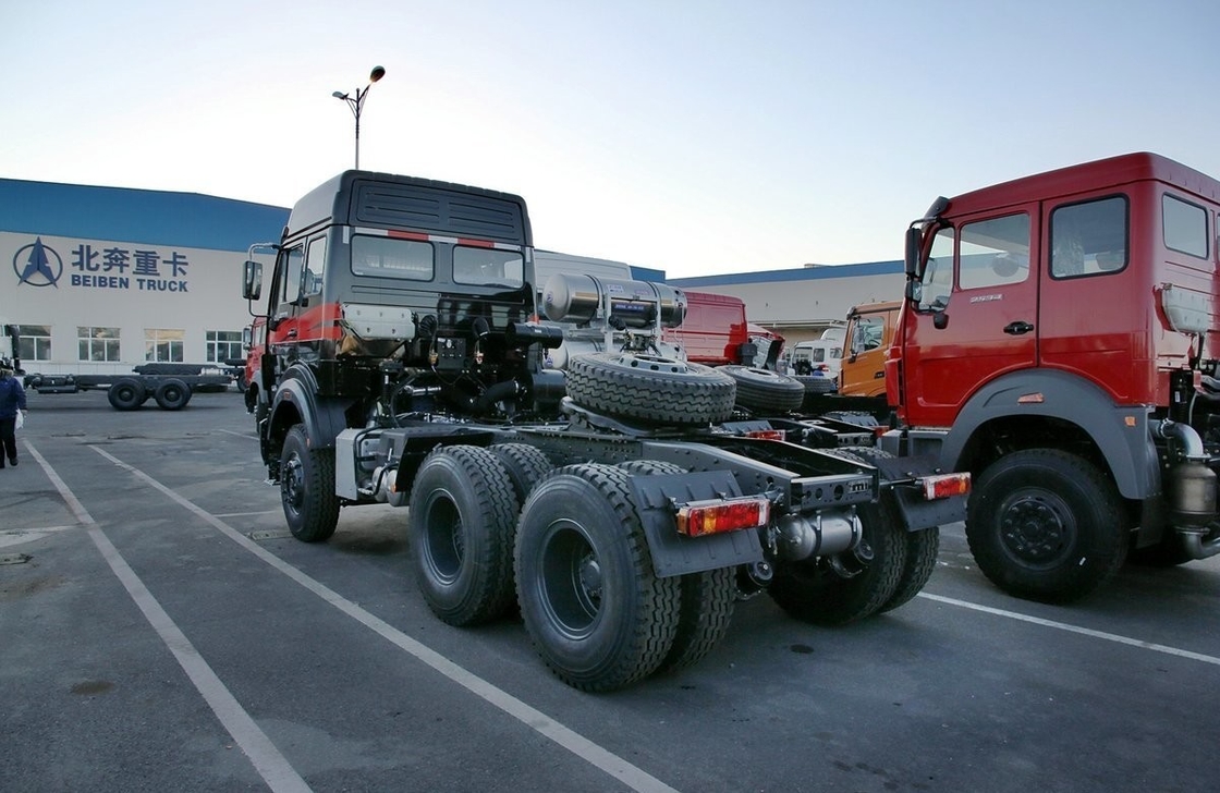 6x4 Used Tractor Truck Beiben Tractor Head 336hp High Roof LHD / RHD