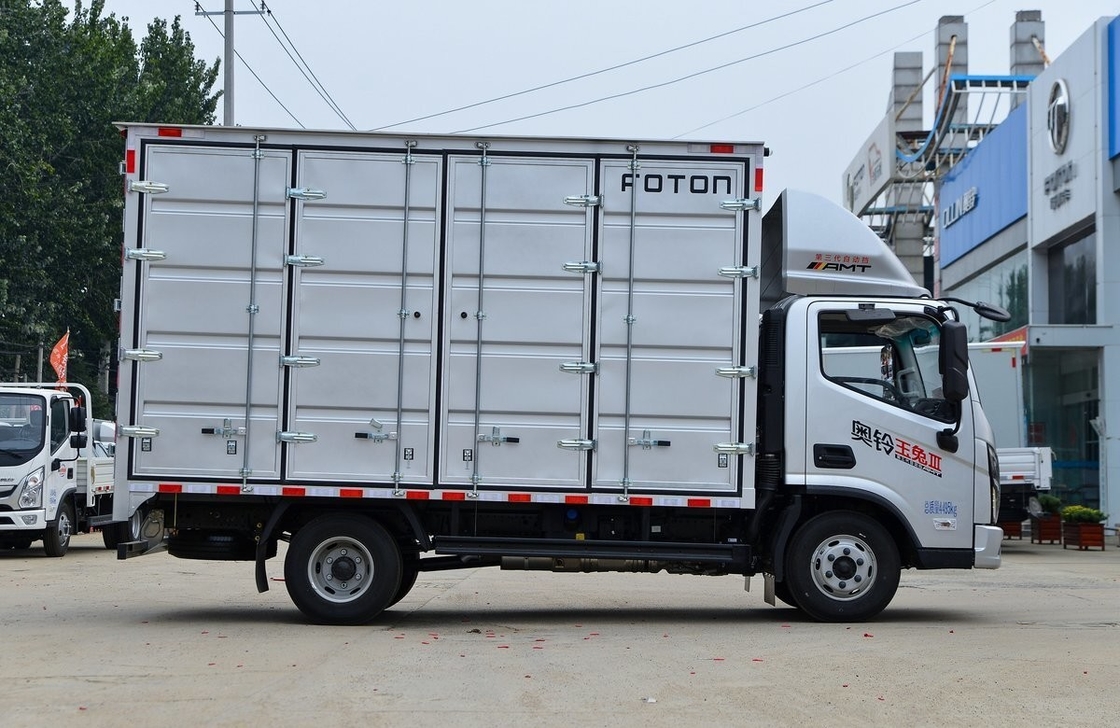 Foton Cargo Used Light Duty Trucks 4.14 Meters Long Box Double Rear Tires