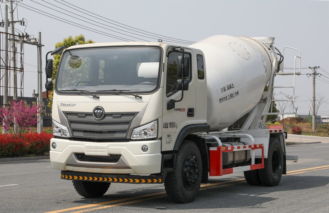 Mini Concrete Mixer Truck Foton ES5 White Color 4m³ Mixing Tanker 4*2 Drive Mode