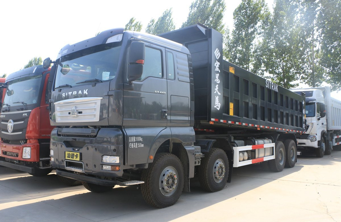 Sino Power Truck SITRAK G7H Black Color Loading 30 Tons Road Transport Spring Leaf