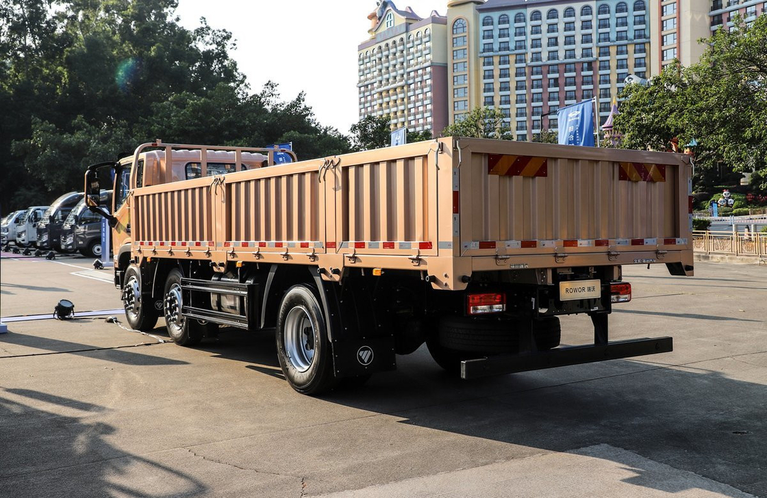 Used Chinese Cargo Trucks Foton Lorry Truck Gold Color 6*2 Flat Box Loading 18 Tons
