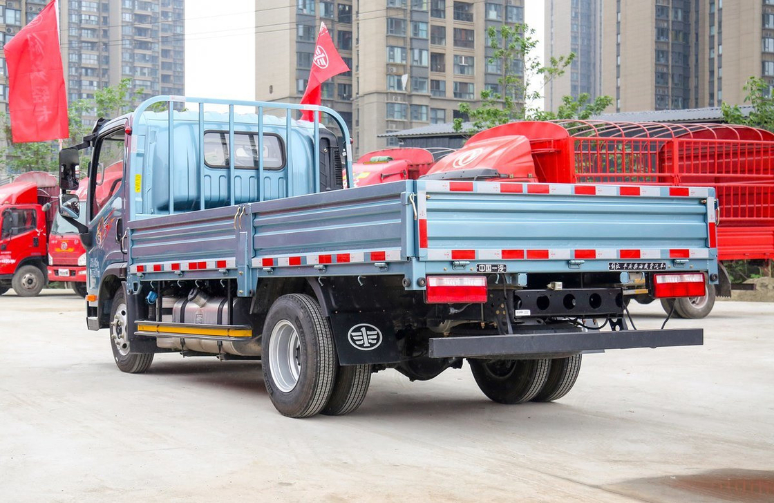 Small Used Cargo Truck FAW Single Cab 2 Seats Flat Box Loading 2 Tons Fast Gearbox