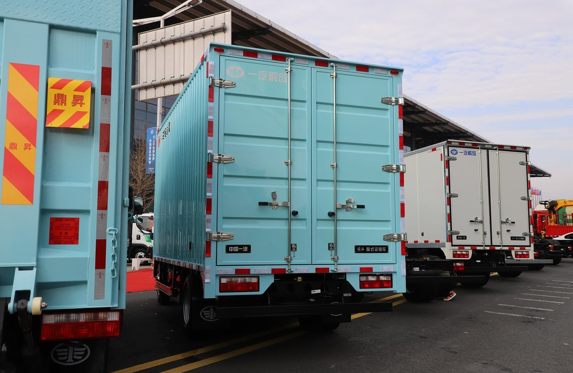Used 4x2 Cargo Truck FAW Van Truck CNG Engine 150hp Container Box 3300mm Wheelbase