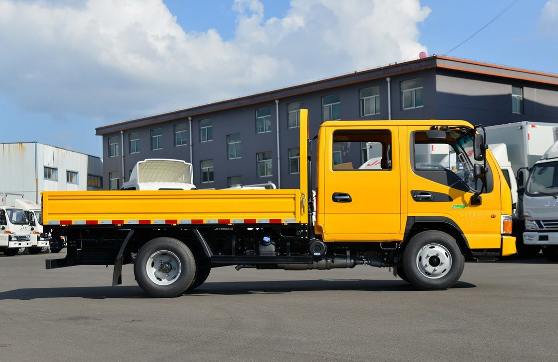 Used Mini Cargo Truck Double Cab 2+3 Seaters 100km/H Speed JAC Flat Box Lorry Truck