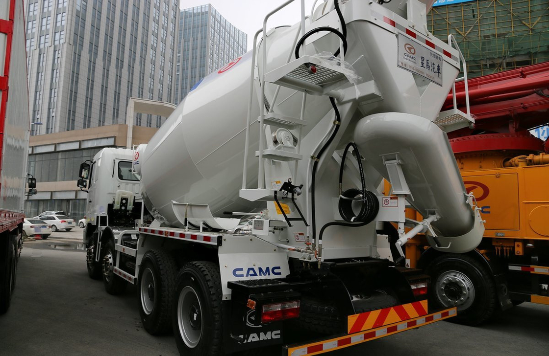 Used Concrete Mixer Truck 8×4 CAMC Cement Mixer 310hp Euro 5 Big Tanker 12 Tires