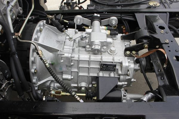 Reliable Bus Spare Parts Yutong Bus ZK6120H Gearbox FAST Transmission 6DS-148 High Precision